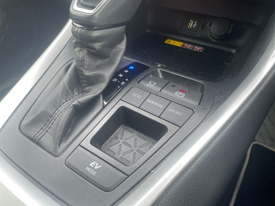 2024 Toyota Rav4 RAV4 HYBRID SOL €44,444