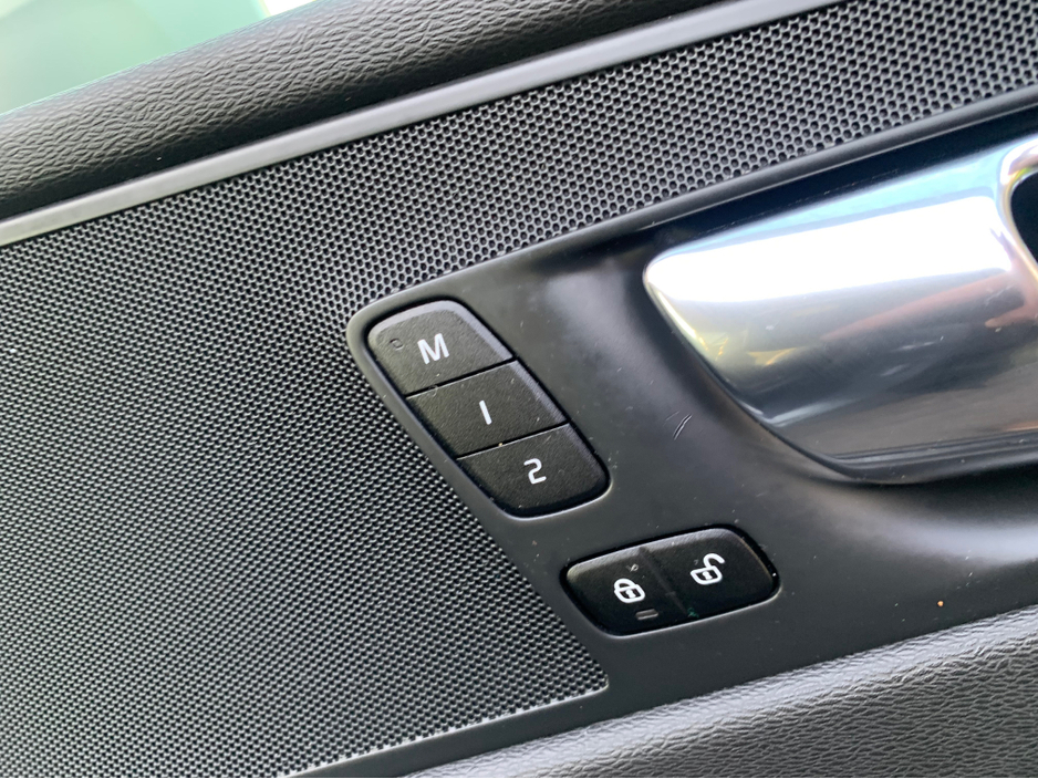 2019 Volvo XC60 - image 20