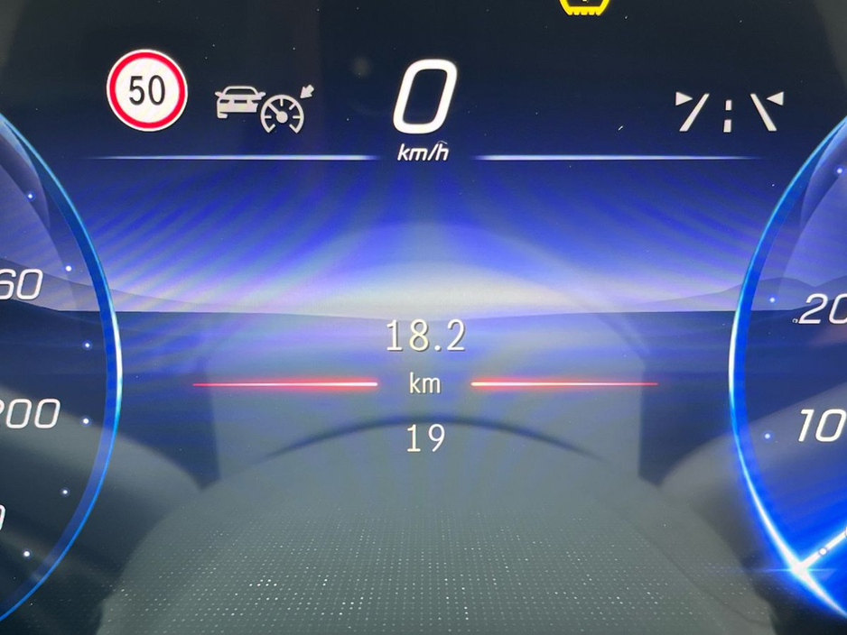 2025 Mercedes-Benz EQE - image 8