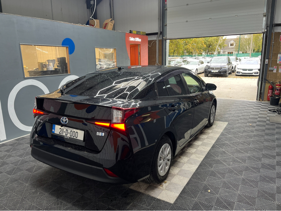 2021 Toyota Prius €20950! 2021 TOYOTA PRIUS 1.8L HYBRID / 107K KMS /  ADAPTIVE CRUISE CONTROL, REVERSE CAMERA & MORE €20,950