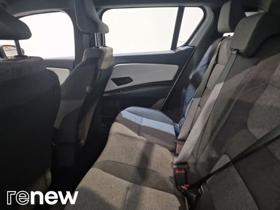 2026 Renault 4 - image 11