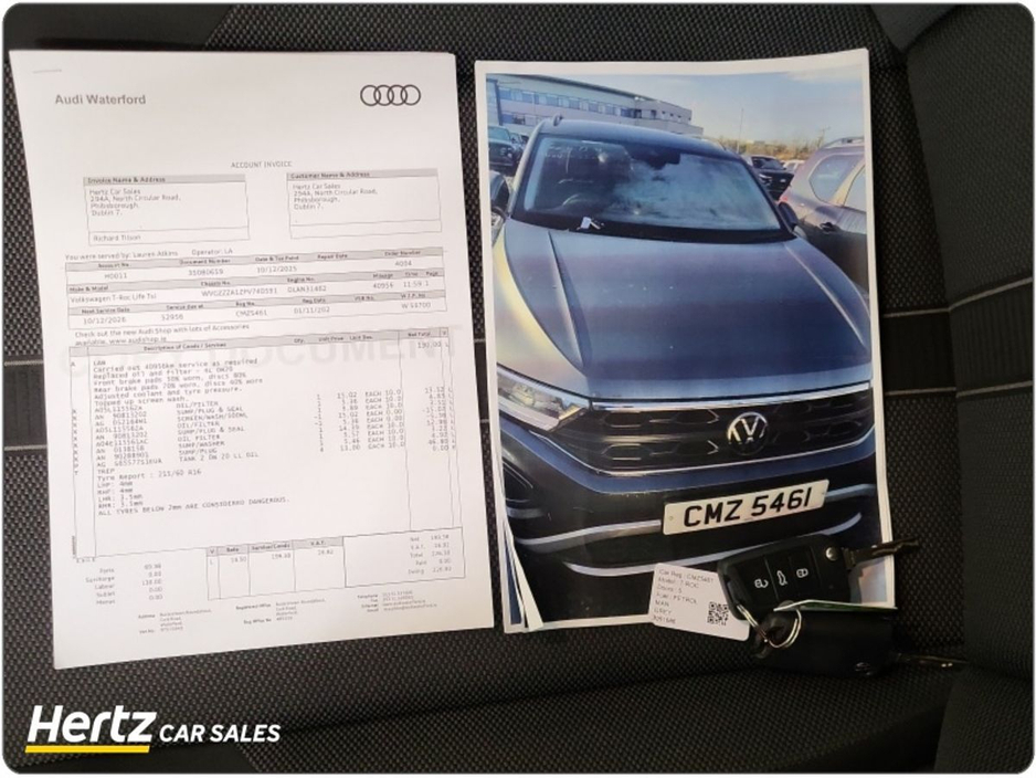 2023 Volkswagen T-Roc LIFE TSI 1.0 Petrol Manual €25,795