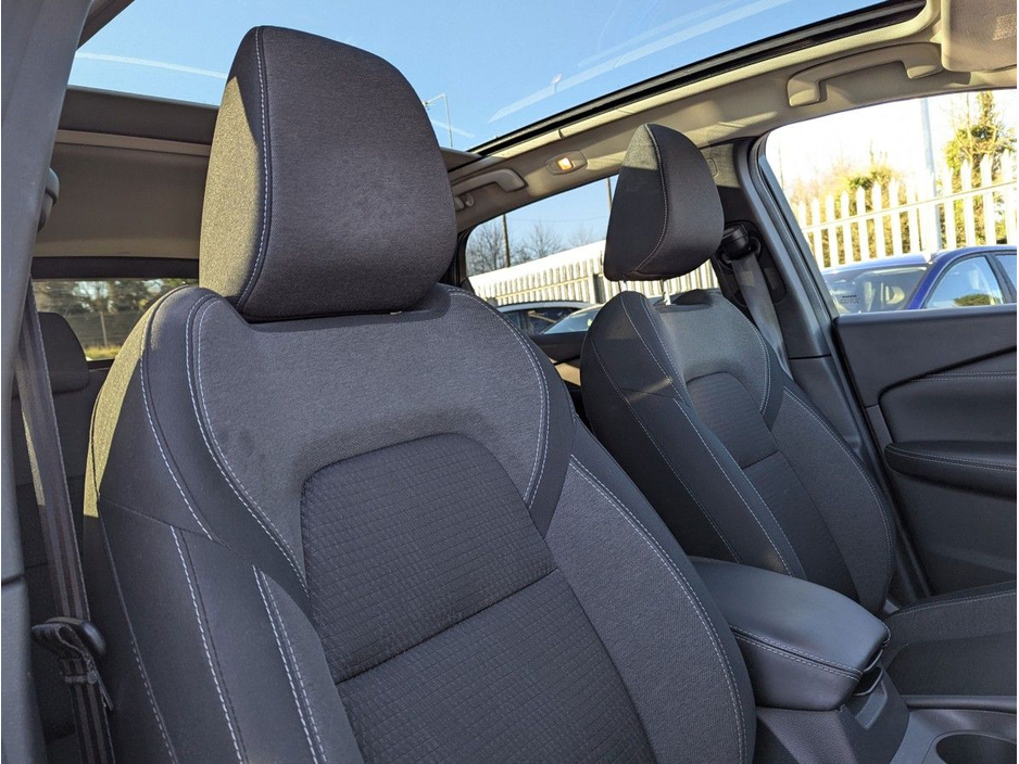 2023 Nissan Qashqai 1.3i M/Hyb SV Premium 2 Tone *PRICE DROP* €30,450