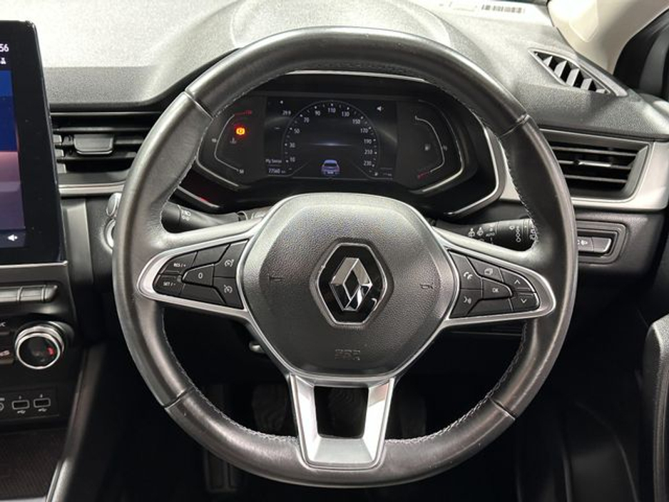 2020 Renault Captur - image 12