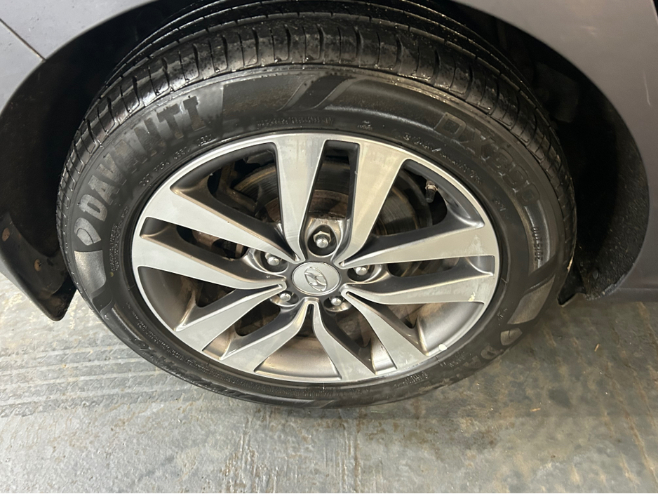 2018 Hyundai i30 - image 23