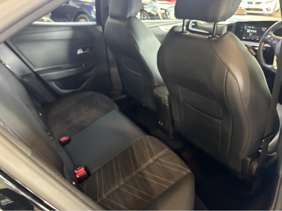 2023 Opel Mokka - image 6