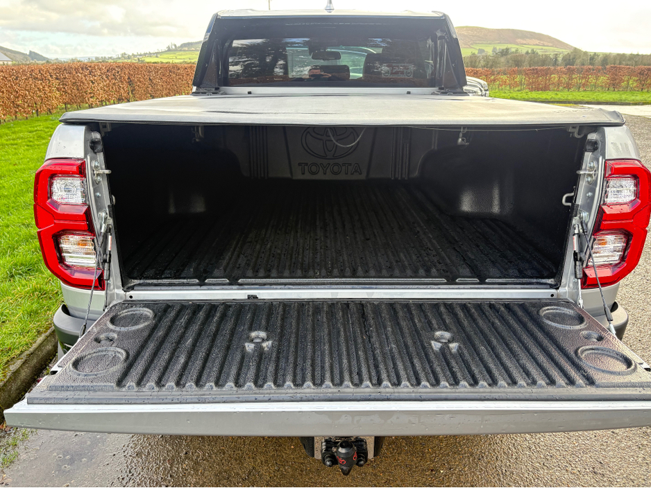 2025 Toyota Hilux 2.8 GR SPORT II