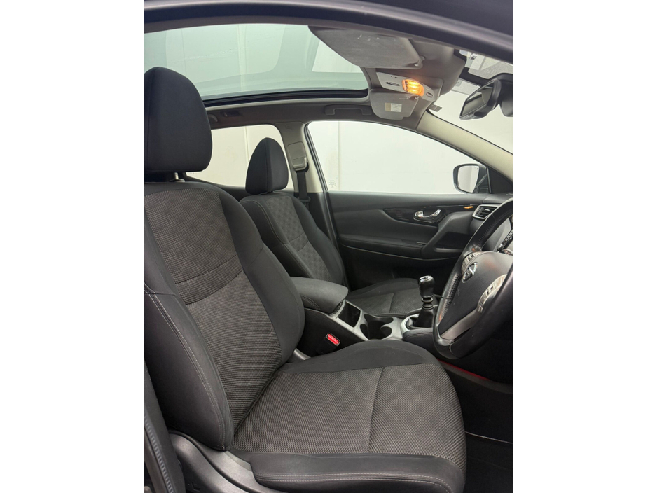 2017 Nissan Qashqai 1.5 DSL SV PREMIUM €14,950