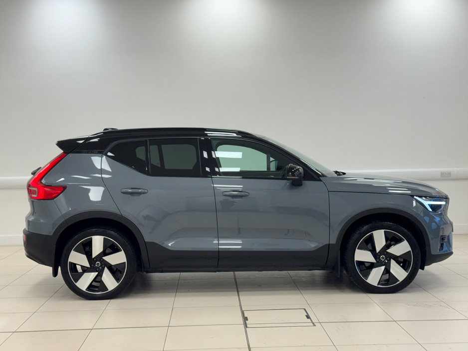 2022 Volvo XC40 BEV 231hp Ultimate €30,000