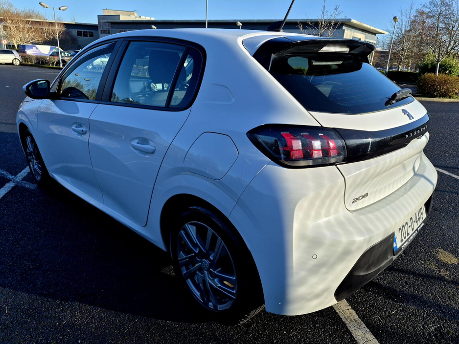 2020 Peugeot 208 1.2 Puretech 75 bhp Active €9,950