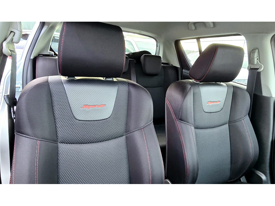 2013 Suzuki Swift - image 29