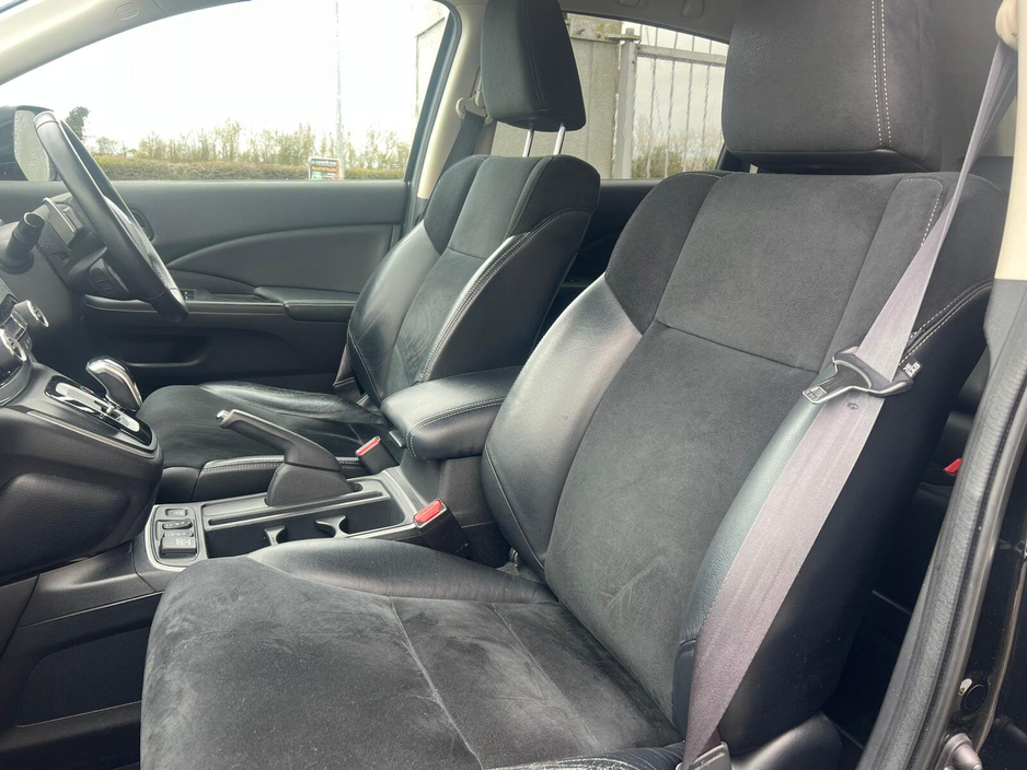 2016 Honda CR-V - image 10