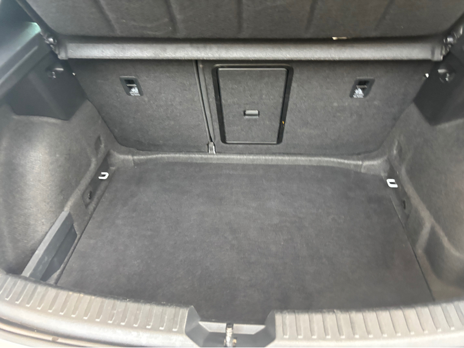 2023 Cupra Leon - image 11