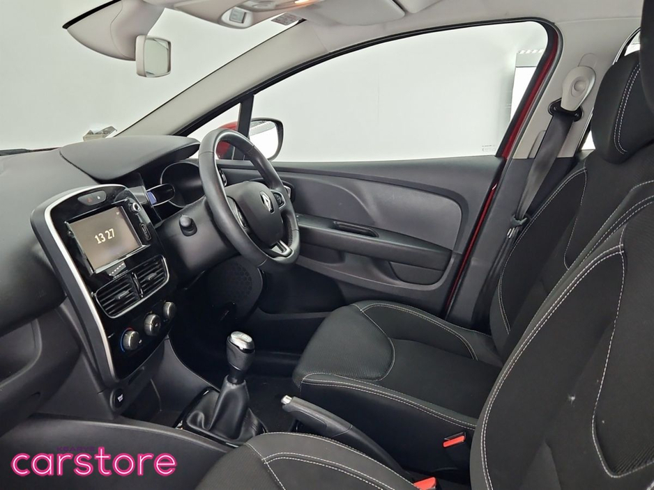 2018 Renault Clio - image 12