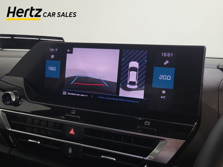 2023 Citroen C4 - image 23