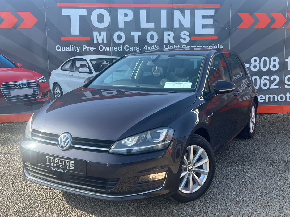 2015 Volkswagen Golf - image 2