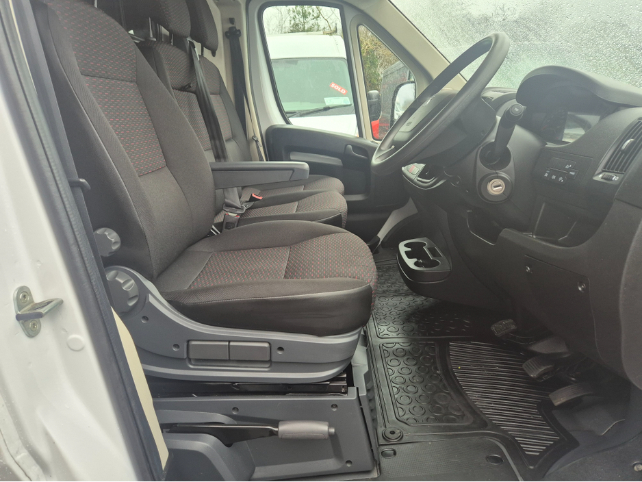 2022 Peugeot Boxer 330 L1 H1 2.2 BLUE HDI €17950 inc vat €14,593