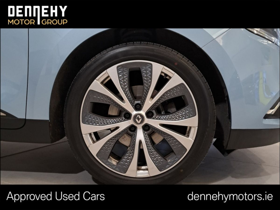 2017 Renault Scenic - image 10