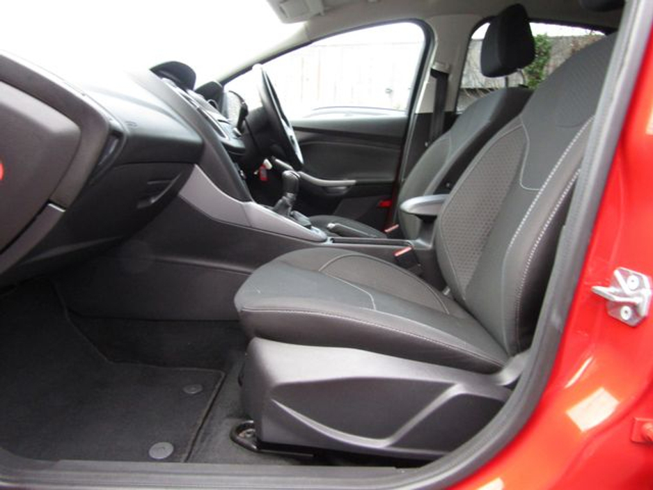 2016 Ford Focus 1.0 Zetec Ecoboost 100PS 5DR €9,950