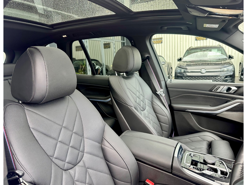 2025 BMW X5 - image 14