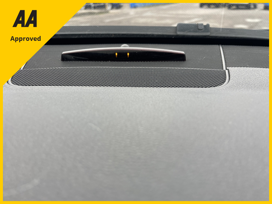 2010 Mercedes-Benz E Class E-COUPE CDI BLUE EFFICIENCY AUTO AVANTGARDE COUPE 2DR €7,500