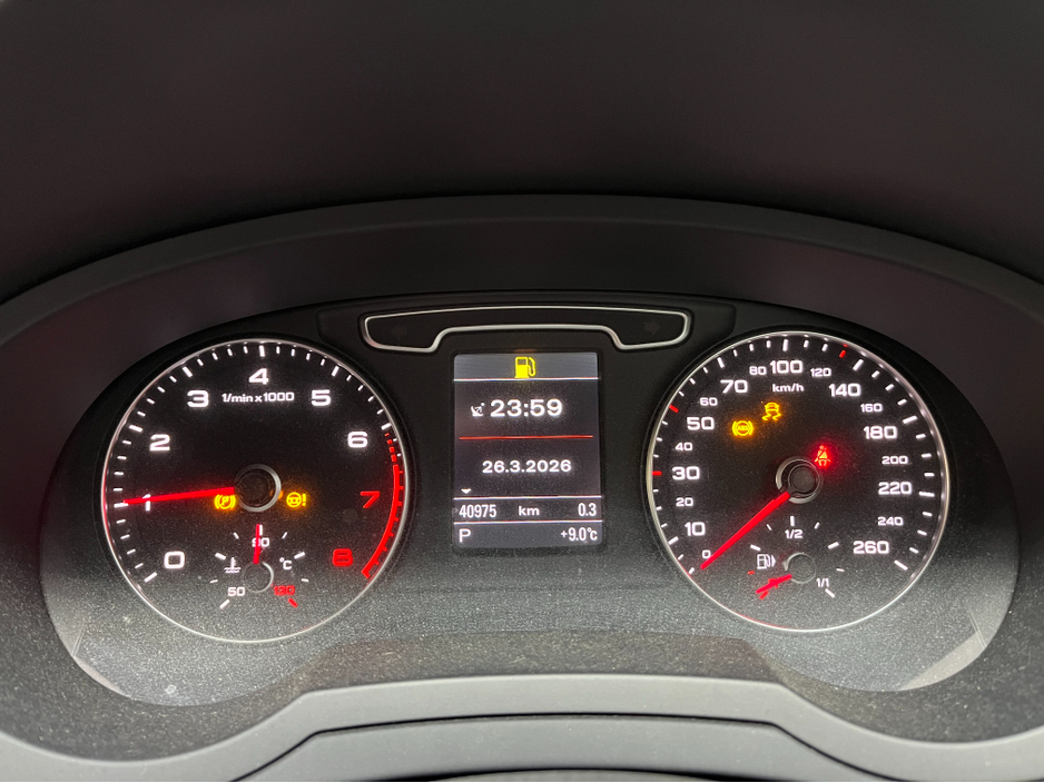 2015 Audi Q3 - image 19