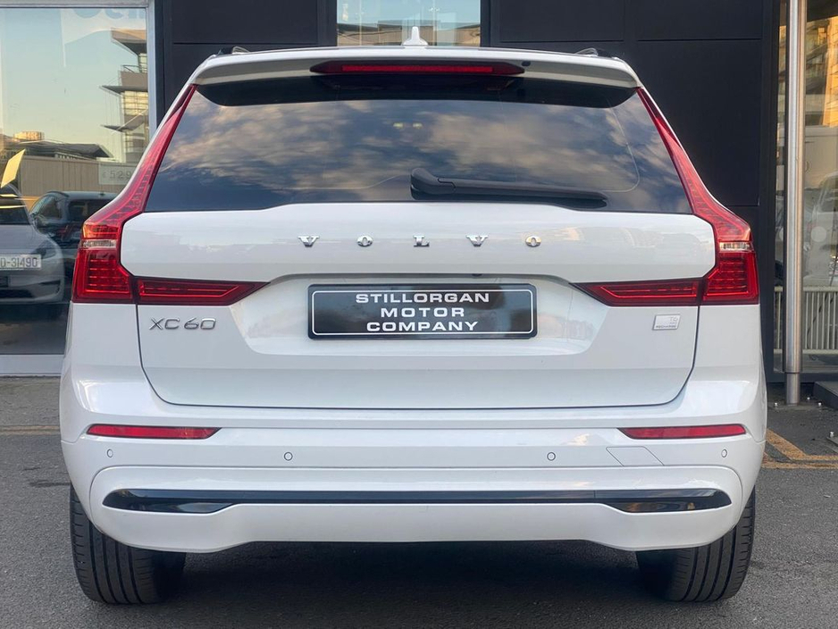 2022 Volvo XC60 T6 Inscription AWD Auto €43,900