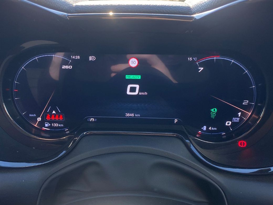 2025 Alfa Romeo Tonale - image 17