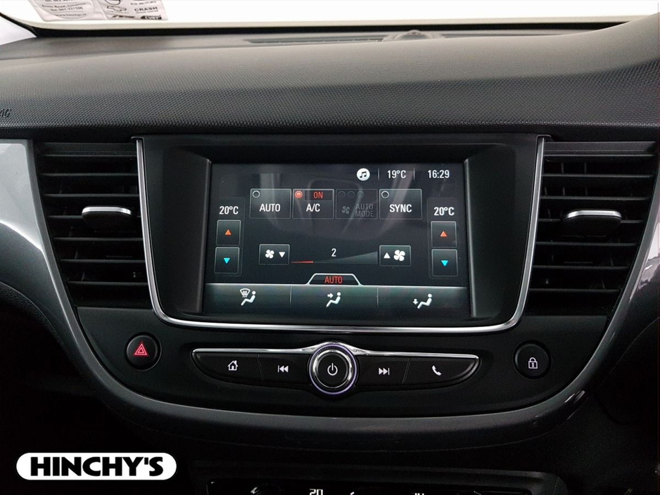 2023 Opel Crossland X - image 14