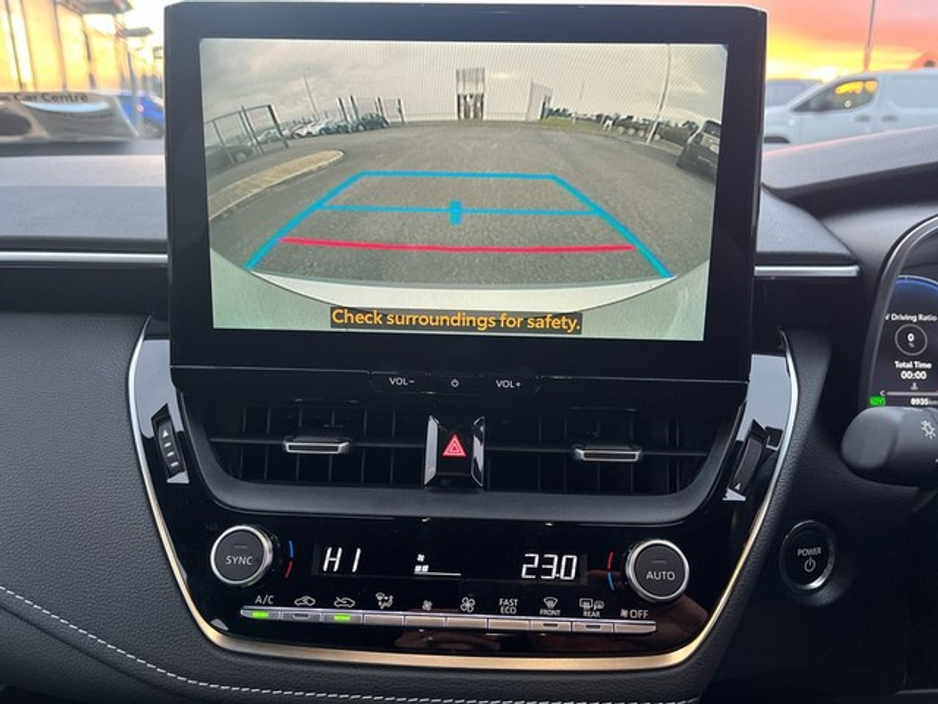 2025 Toyota Corolla - image 14