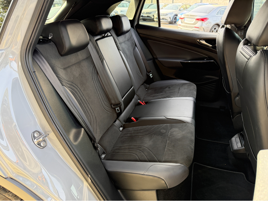 2022 Volkswagen ID.4 - image 20