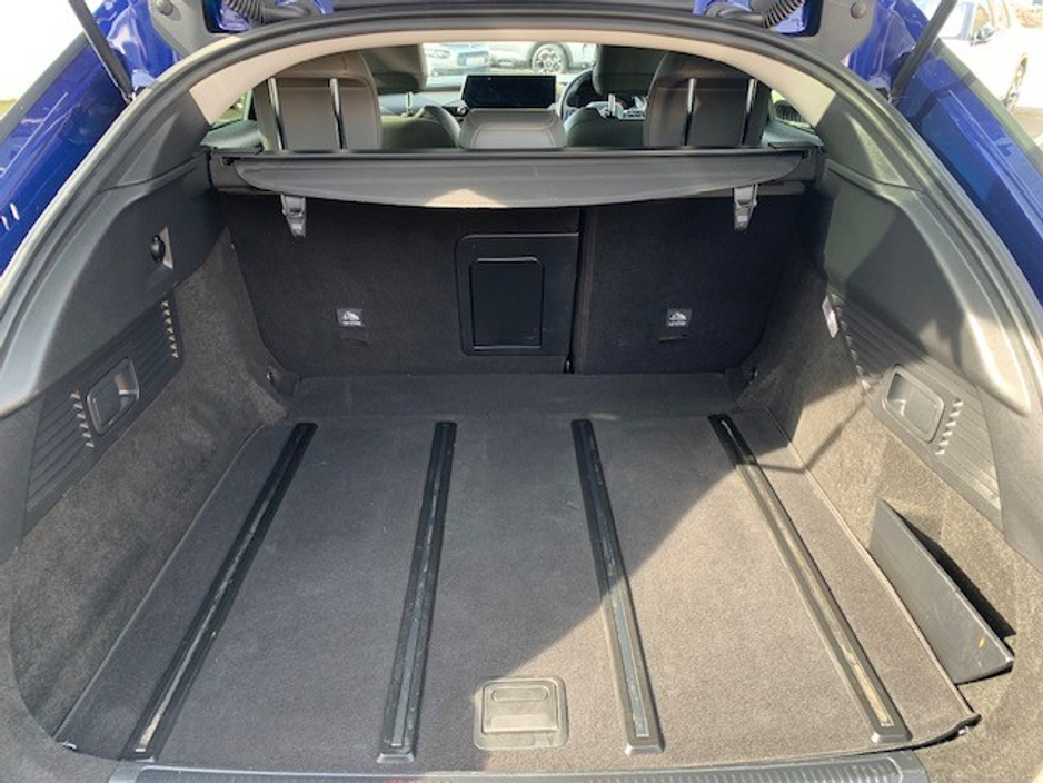 2023 Citroen C5X - image 11