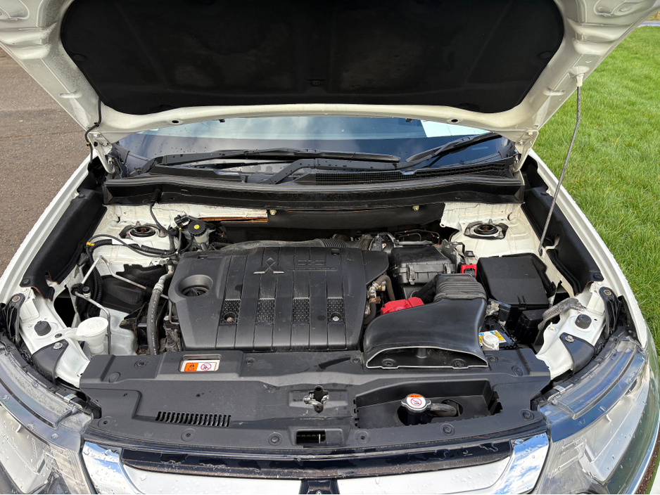 2017 Mitsubishi Outlander 4WD COMMERCIAL 4DR