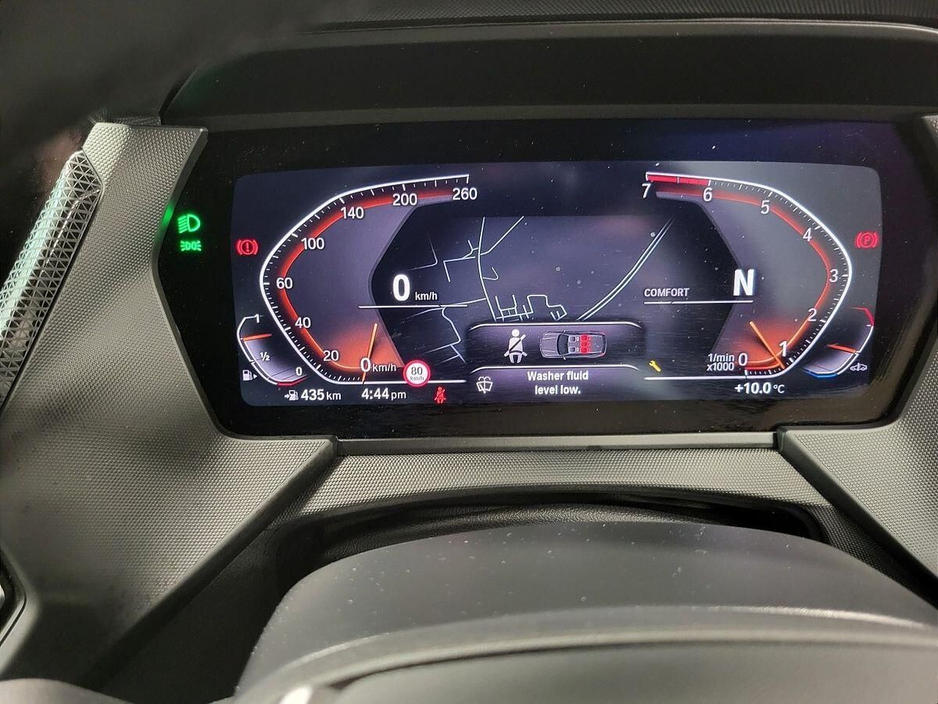 2024 BMW 1 Series - image 9