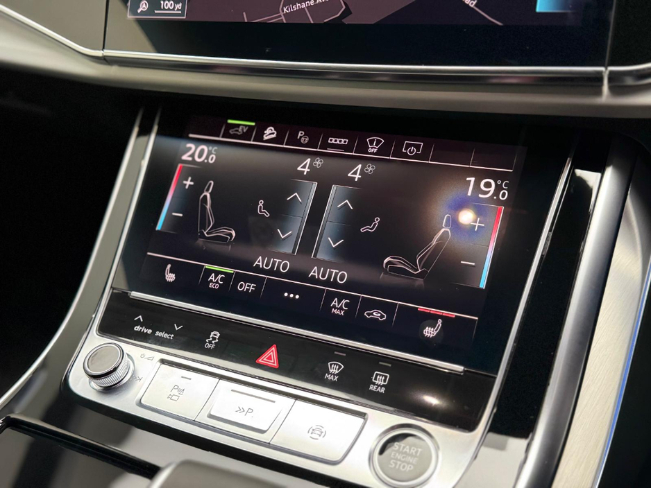 2025 Audi Q8 55 TFSI E S LINE 394HP QUATTRO €94,990