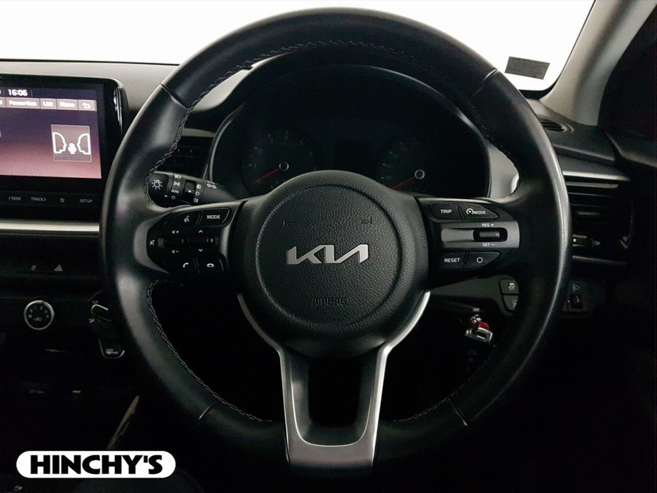 2022 Kia Stonic - image 15