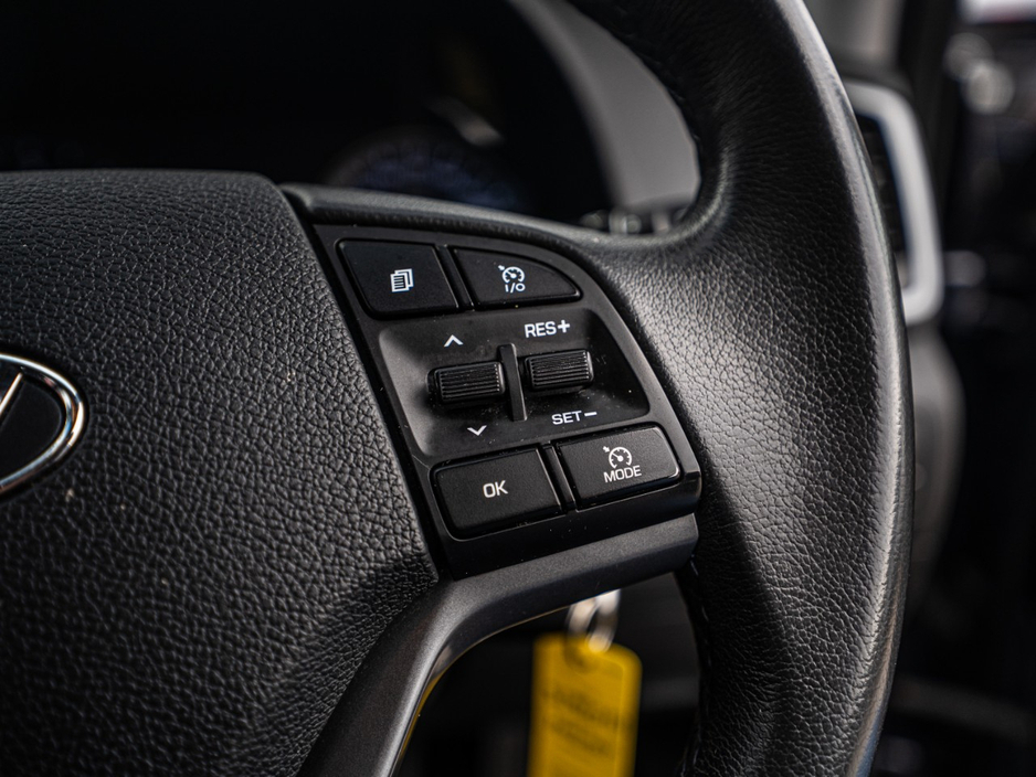 2017 Hyundai Tucson - image 18