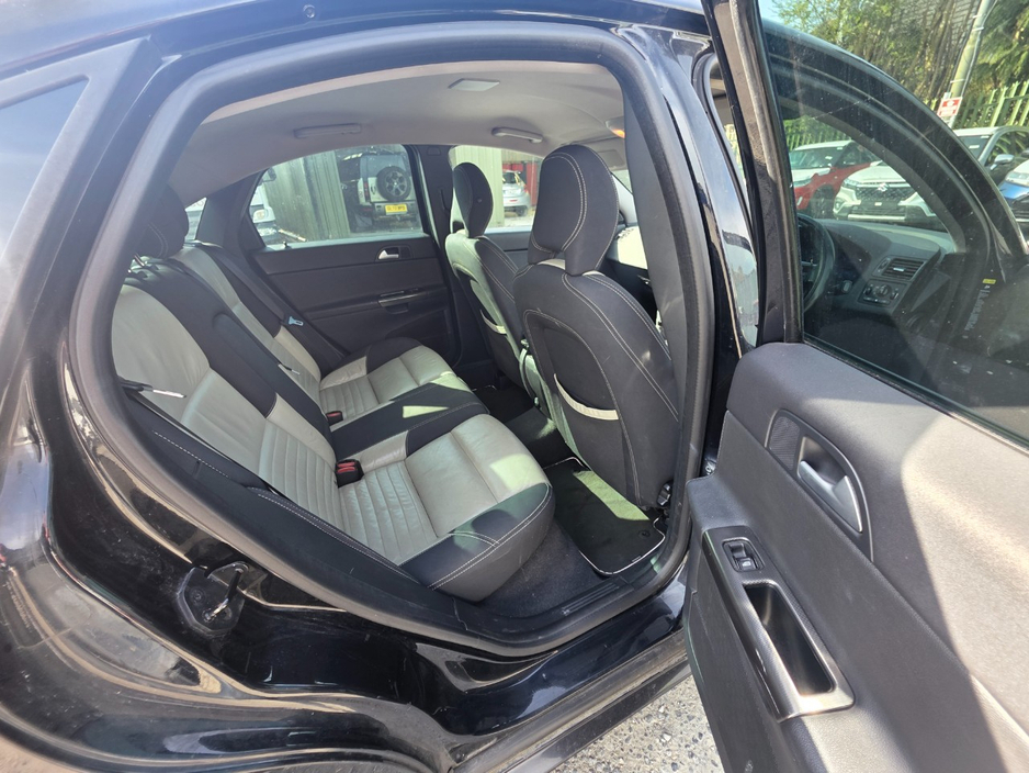 2009 Volvo S40 - image 10