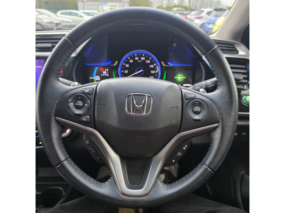 2016 Honda Grace  €12,950