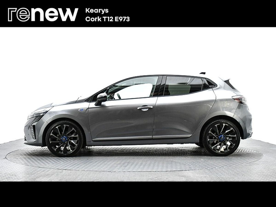 2025 Renault Clio - image 7