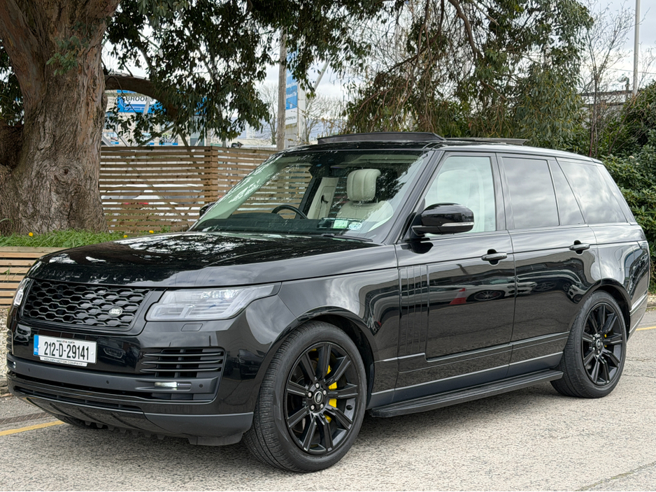 2021 Land Rover Range Rover - image 2