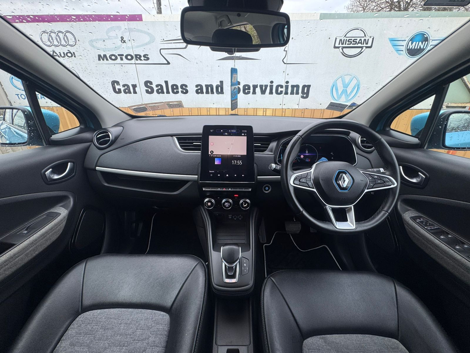 2020 Renault Zoe - image 32