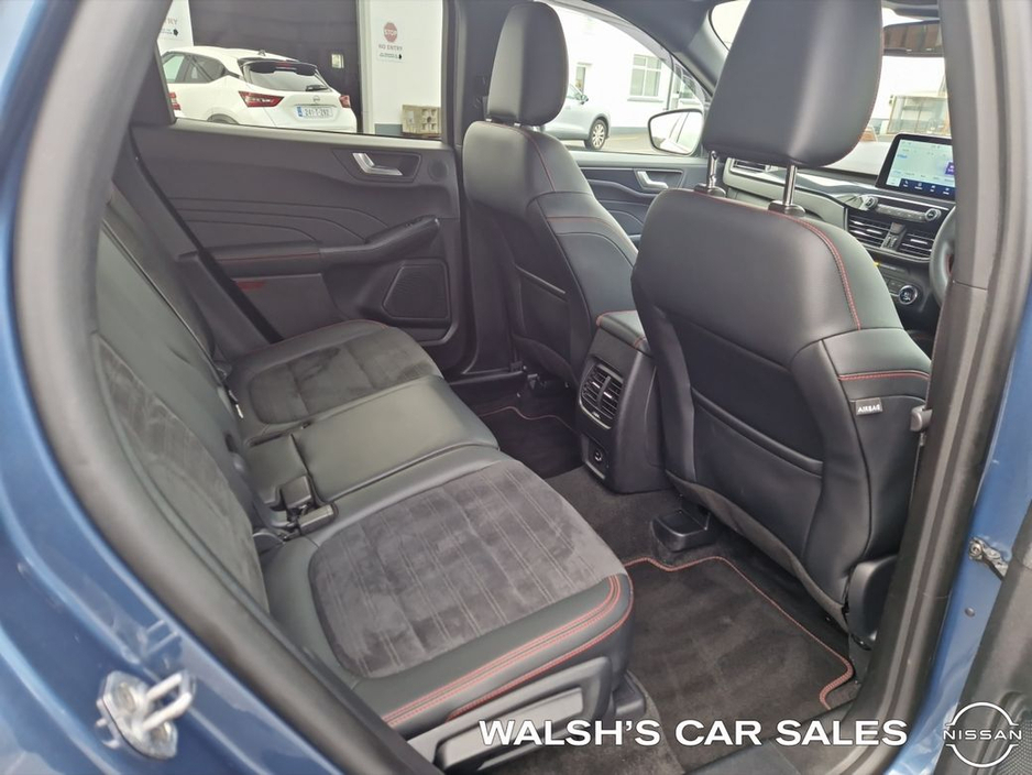 2023 Ford Kuga - image 18