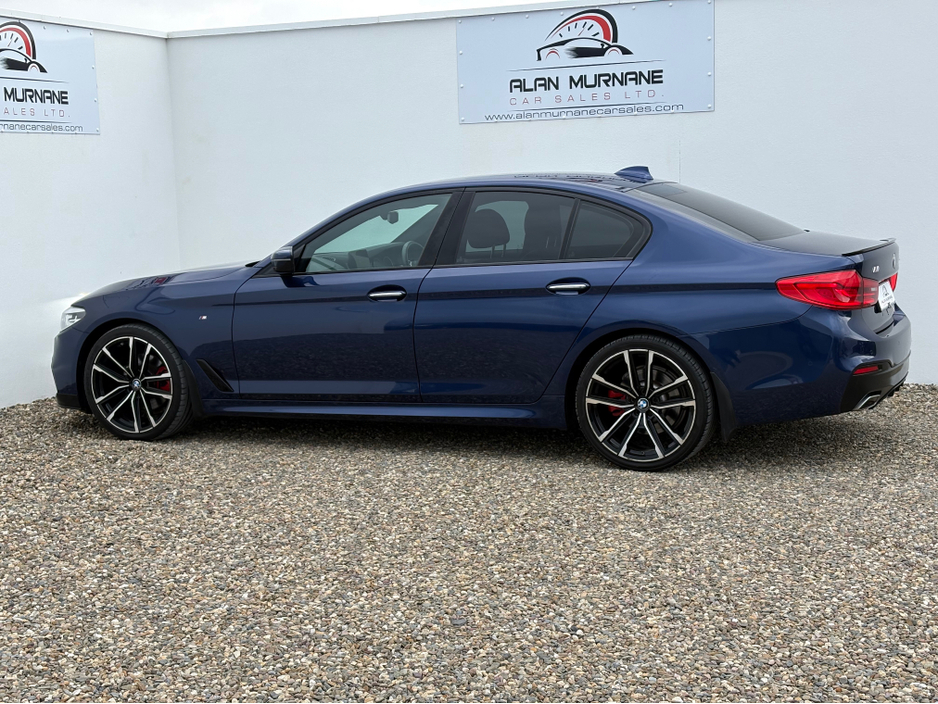 2018 BMW 5 Series - image 8