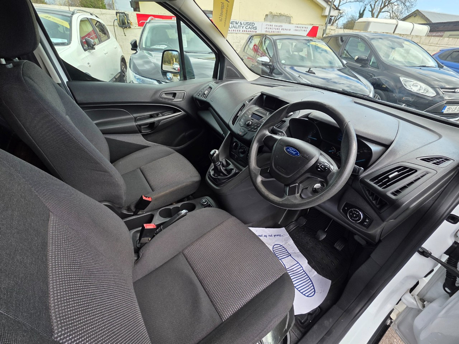 2016 Ford Transit Connect - image 12