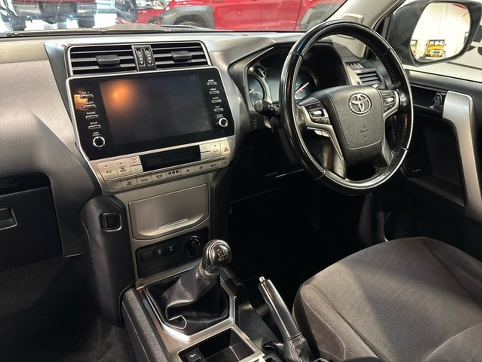 2023 Toyota Landcruiser LWB 2.8 COMM €48,950