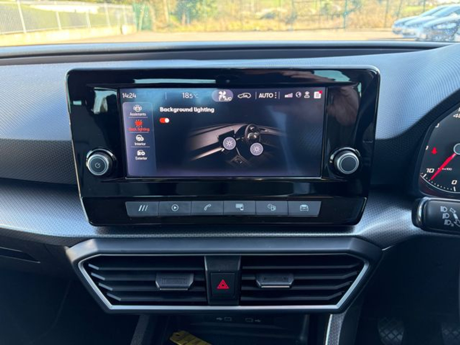 2021 SEAT Leon - image 24