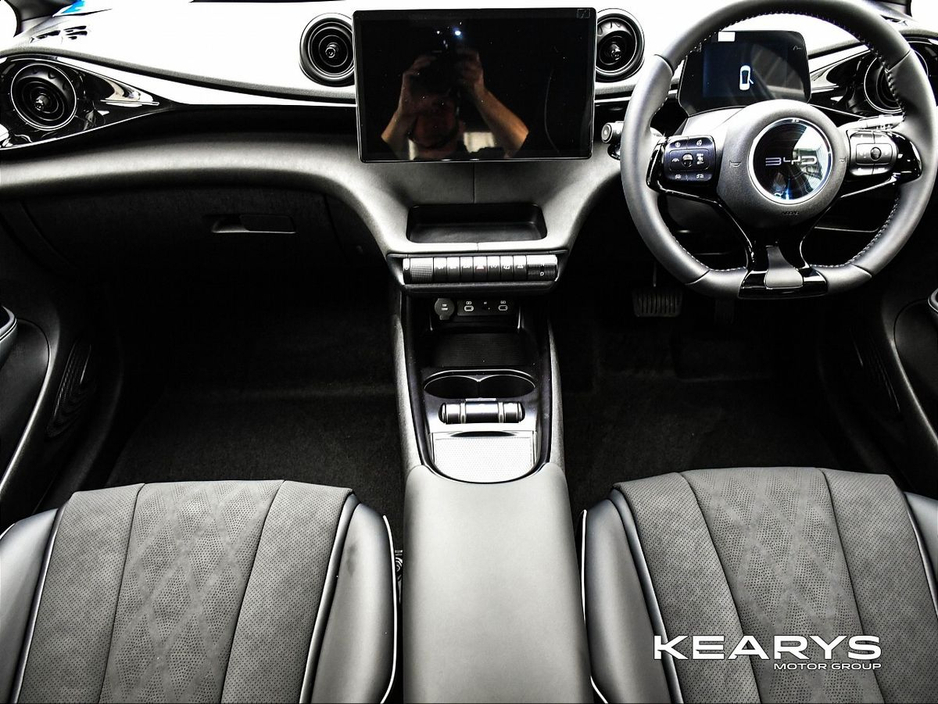 2026 BYD Dolphin - image 10