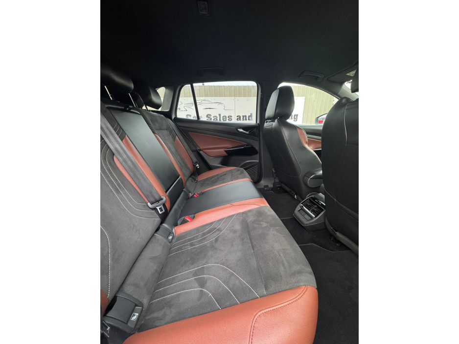 2023 Volkswagen ID.4 PRO 128 KW LIFE DX 77KWH 174BHP 5 €25,800