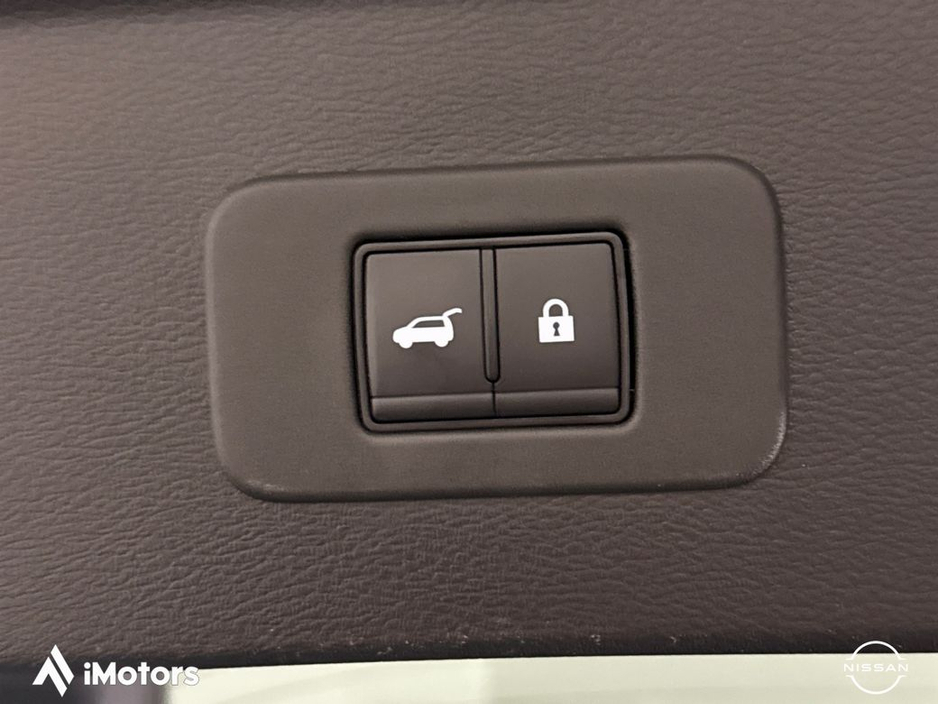 2026 Nissan Leaf - image 15